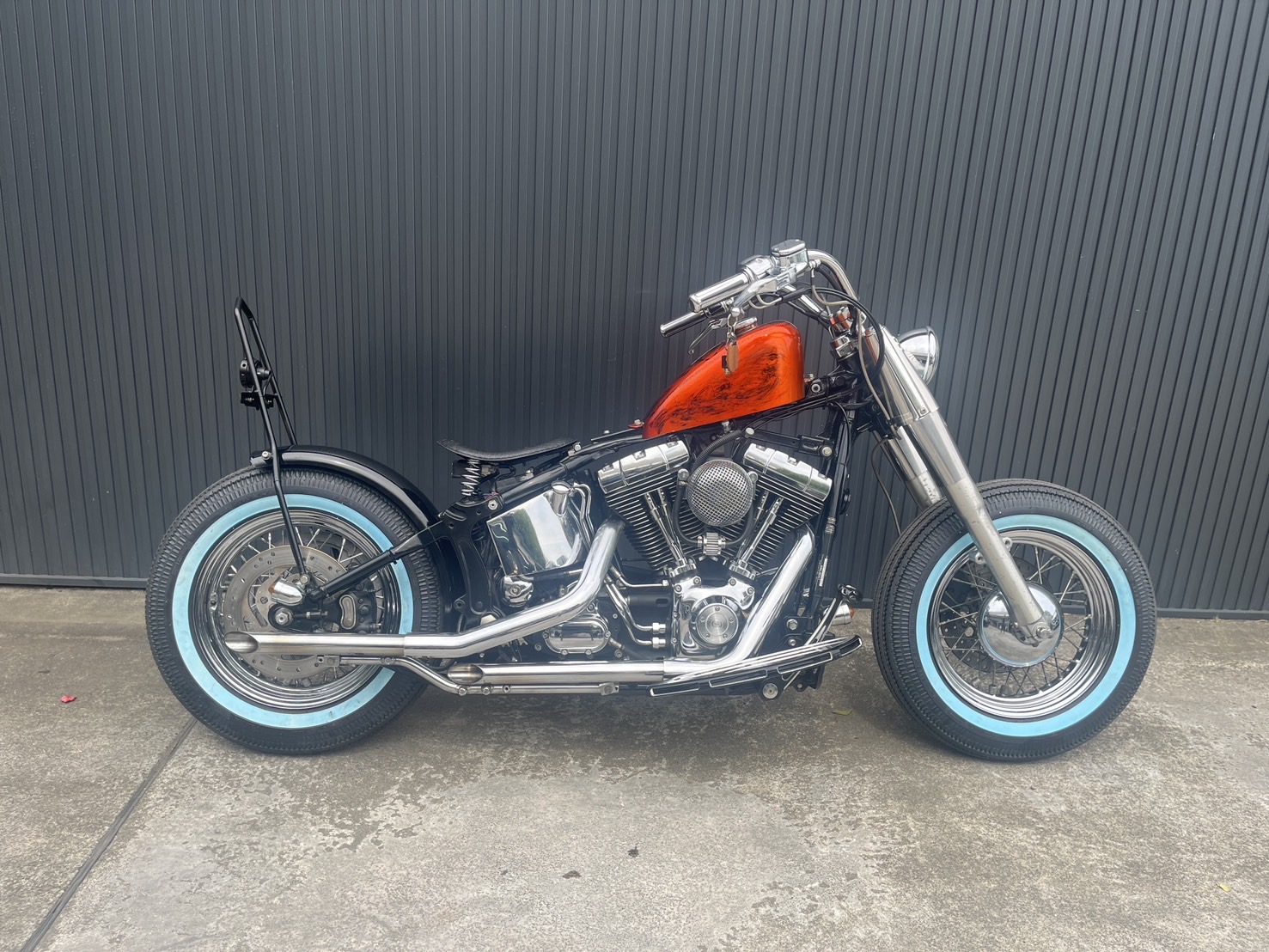 TWINCAM | T.I.S motorcycle