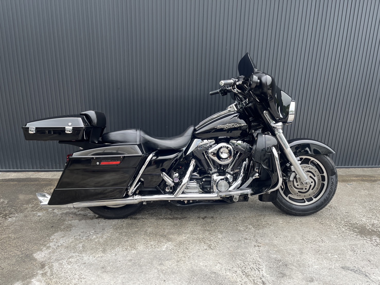 TWINCAM | T.I.S motorcycle