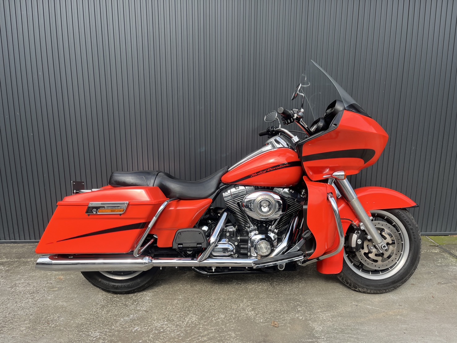 TWINCAM | T.I.S motorcycle